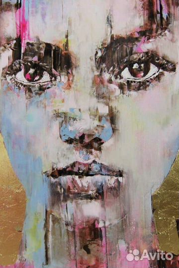 Итальянская картина Cameo Gold. Фактурная штукатур