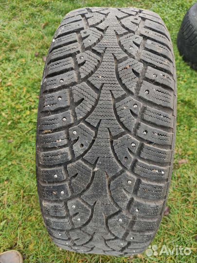 Gislaved Nord Frost III 215/55 R16