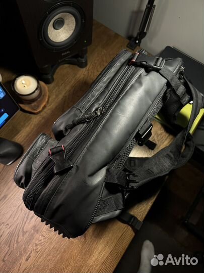 Magma riot DJ-backpack black