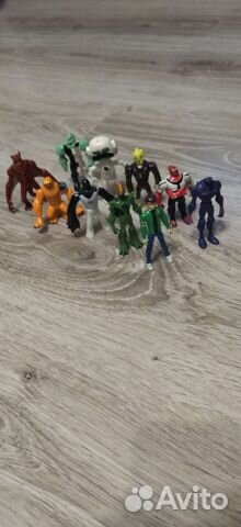 Фигурки бен 10 Тен