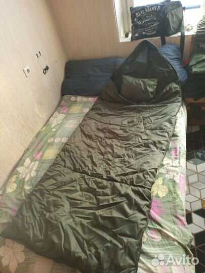 Большой спальный мешок с подушкой