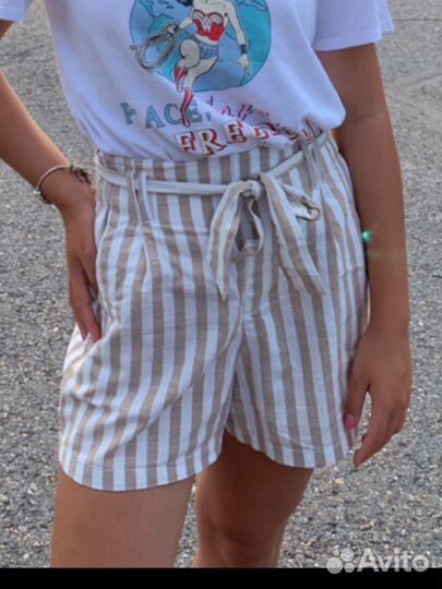 Шорты женские