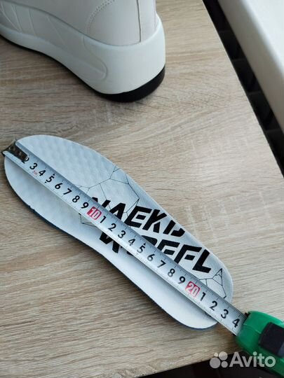 Кроссовки на девочку 36 размер
