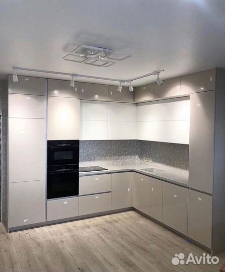 Кухня Белая Кухонный гарнитур