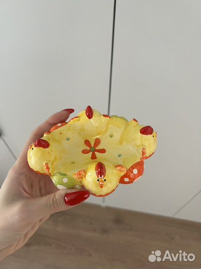 Тарелка для пасхальных яиц