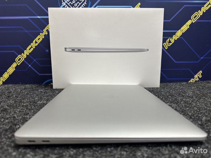 Ноутбук Apple MacBook Air 13.3