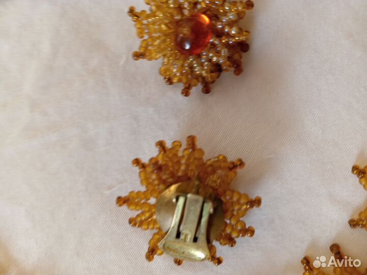 Ожерелье из бисера