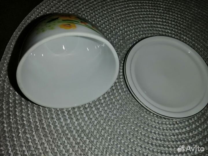 Масленка фарфор