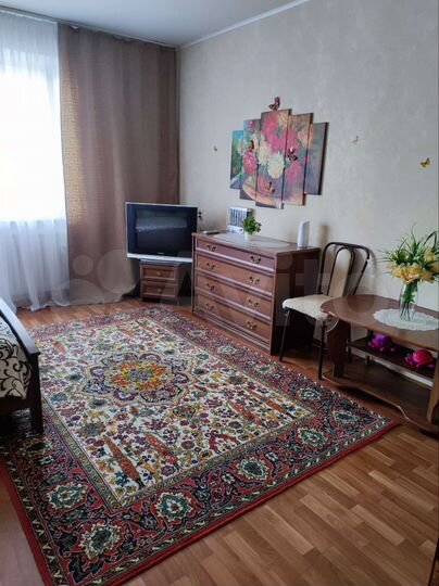 1-к. квартира, 42 м², 3/10 эт.