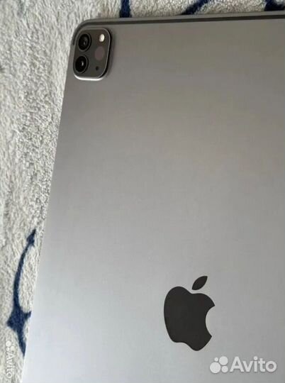 iPad Pro 12.9 M1 256GB Wi-Fi (5 поколение)