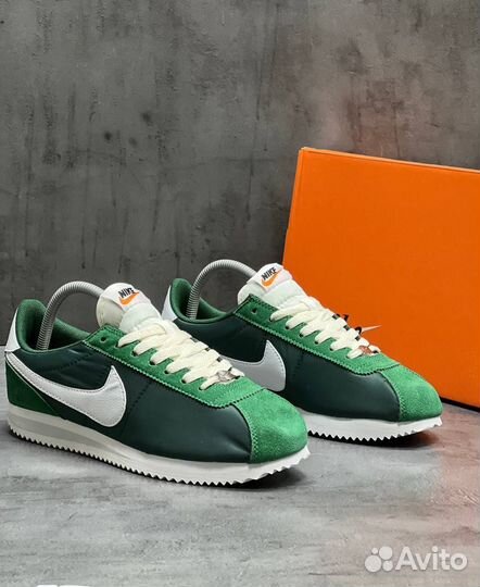 Кроссовки женские Nike Cortez