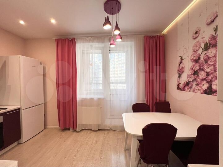 2-к. квартира, 65 м², 3/25 эт.