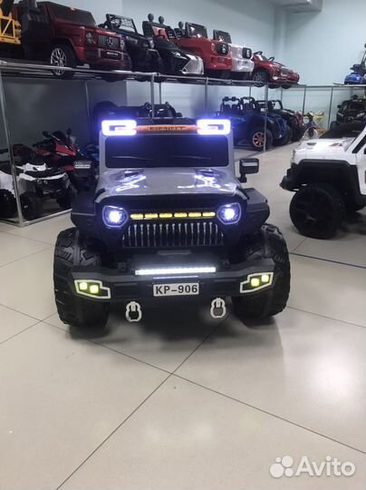 Детский электромобиль Jeep KP-906 4WD