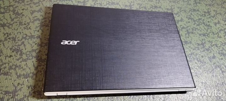 Ноутбук Аcer Aspire E5-532 с новыми батареей и SSD