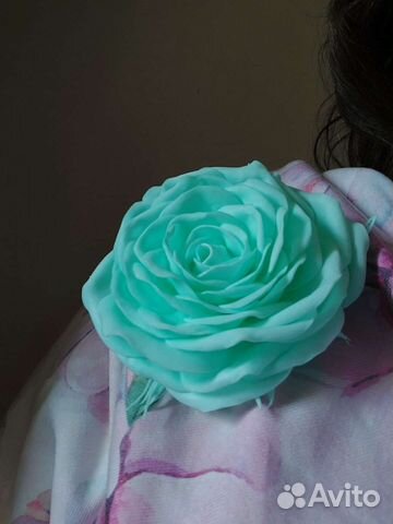 Брошь и резинки мятные розы из фоамирана