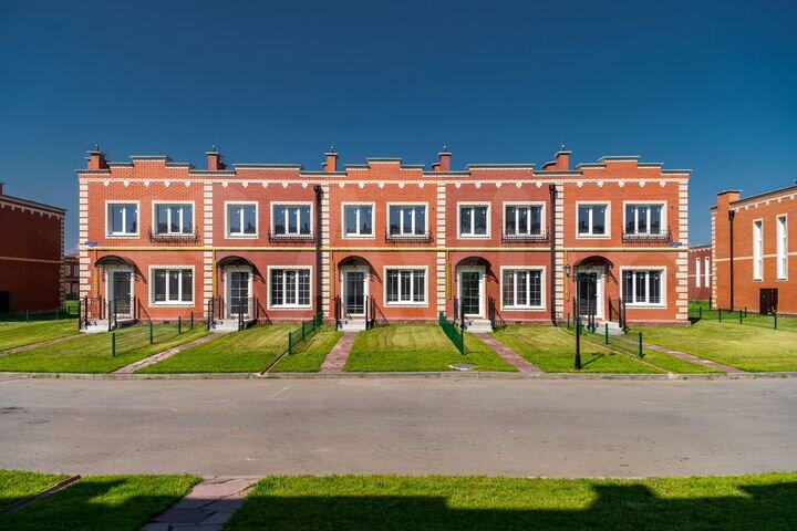 Таунхаус 48,1 м² на участке 1 сот.