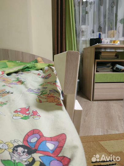 Защитный бортик ограничитель для детской кровати