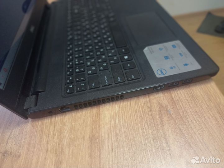 Игровой Dell i3 6006u/8gb ddr4/R5 m430 2gb/SSD+HDD