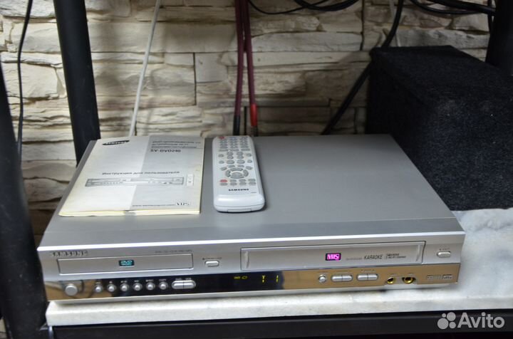 DVD/VHS-плеер samsung SV-DVD240P Hi-Fi комплект