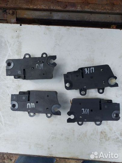 Ручка двери внутрянняя Ford focus 2 08-11г