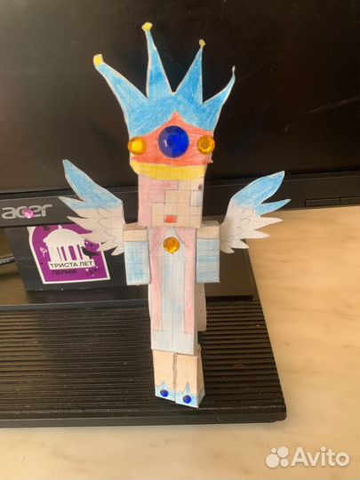 Фигурки персонажей из Майнкрафта