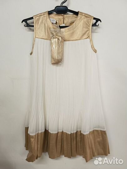 Новое платье для девочки MChic, 122 см