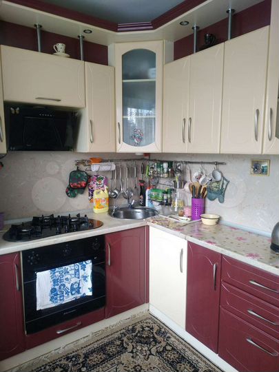 2-к. квартира, 56 м², 3/10 эт.