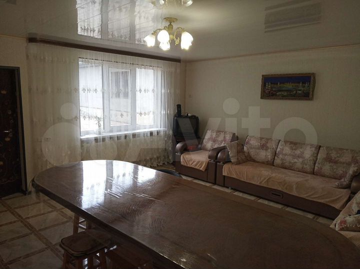 Дом 450 м² на участке 23 сот.