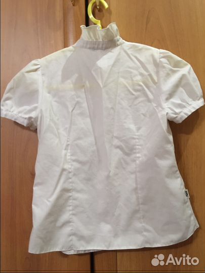 Школьная белая блузка, рост 134