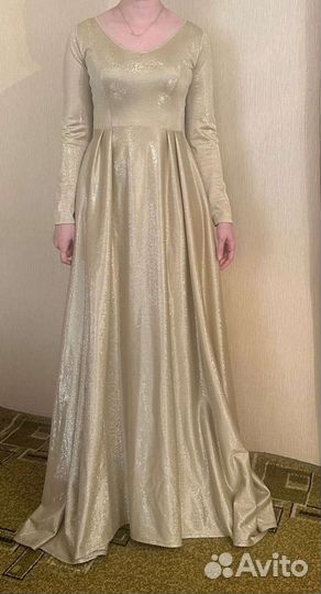 Вечернее платье