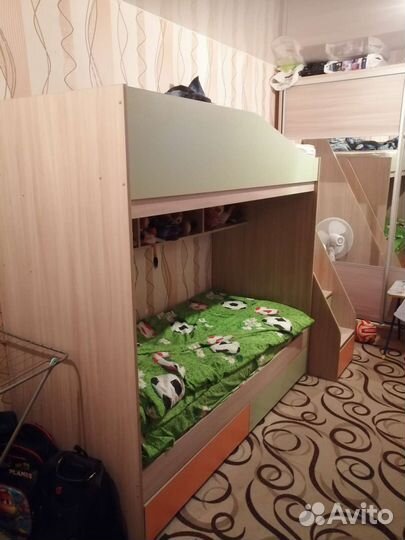 Двухъярусная кровать бу с матрасами