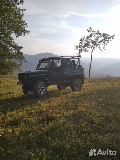 Заброска туристов на Тайвань,Тхач