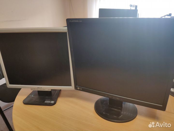 Мониторы для офиса от 17 до 19 дюймов