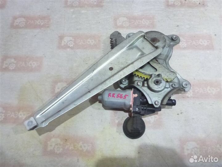 Стеклоподъемник задний правый Toyota Camry ACV40