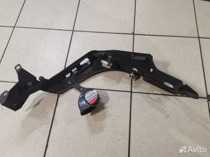 Накладка правая BMW k 1600 gtl