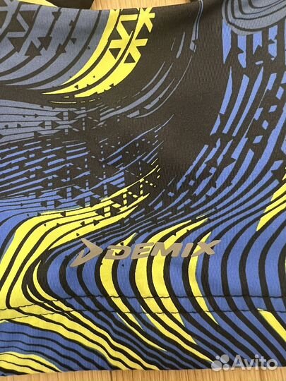 Спортивные лосины и топ