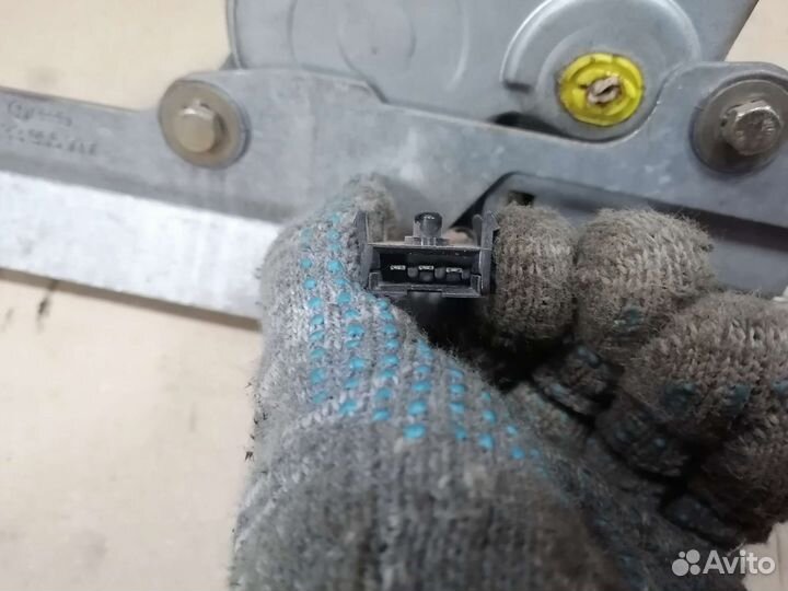 Моторчик дворника задний Volkswagen Passat b3