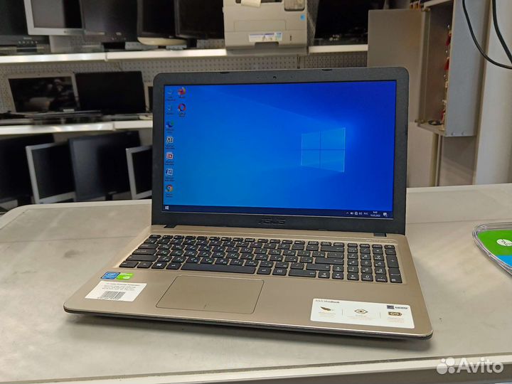 Ноутбук Asus r540