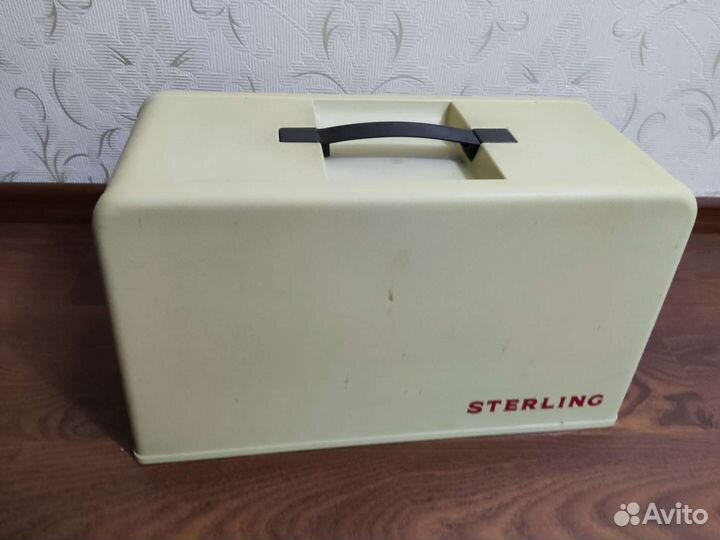 Швейная машинка Sterling 821