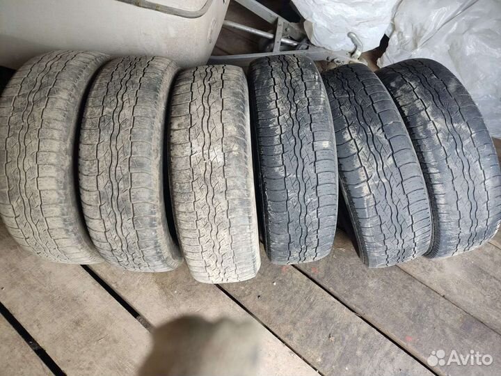 Bridgestone Dueler H/T 687 225/65 R17 101S