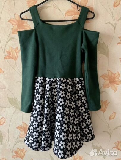 Платья размер 42,44,46