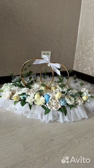 Свадебное украшение для машины