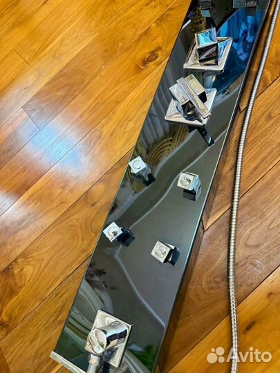 Душевая панель с гидромассажем