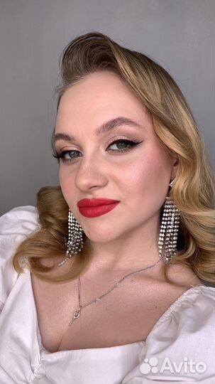 Макияж и прическа