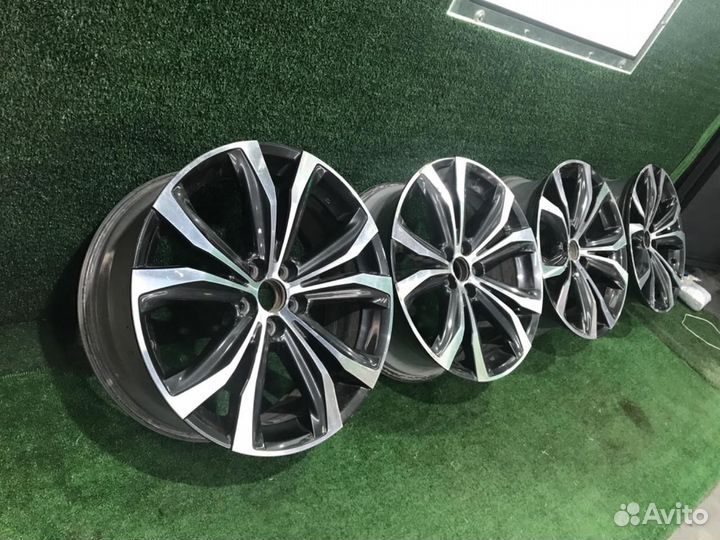 Диск Комплект дисков R20 Lexus RX 4 (2015-н.в.)