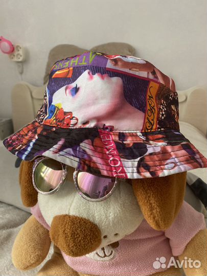 Головные уборы женские