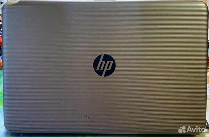 Ноутбук HP 15-ba040ur