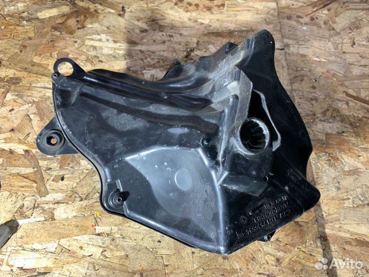 Корпус воздушного фильтра Bmw 3 E90 седан N46B20BA