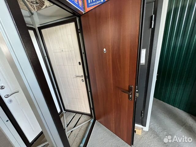 Входная дверь металлическая