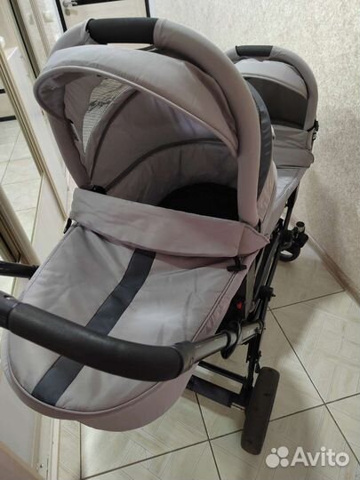 Коляска для двойни